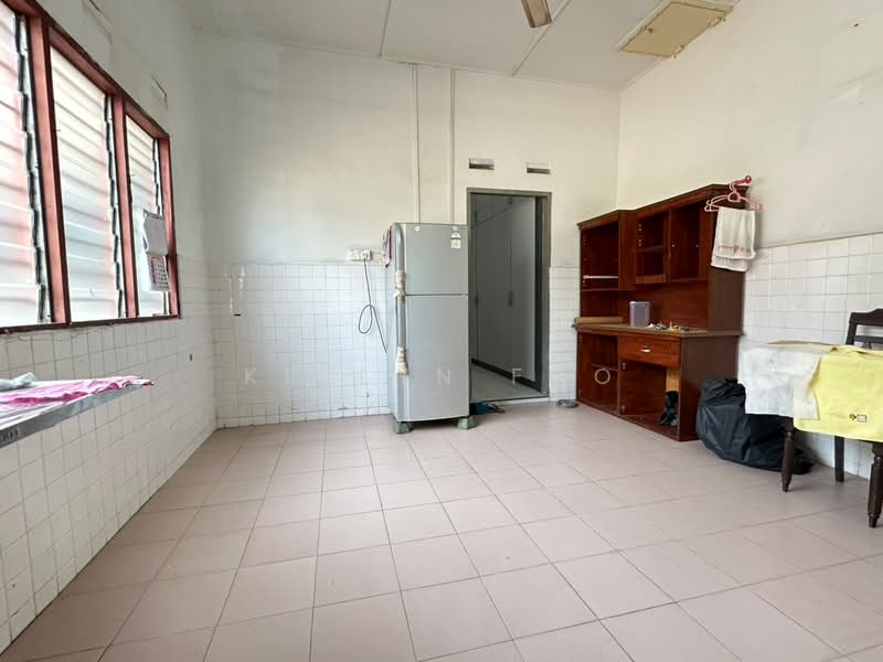 Shop for Rent in Taman Melaka Baru (Batu Berendam) - Kellyn Foo - PropertyGuru.com.my