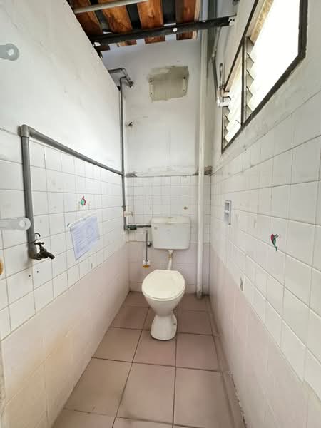 Shop for Rent in Taman Melaka Baru (Batu Berendam) - Kellyn Foo - PropertyGuru.com.my