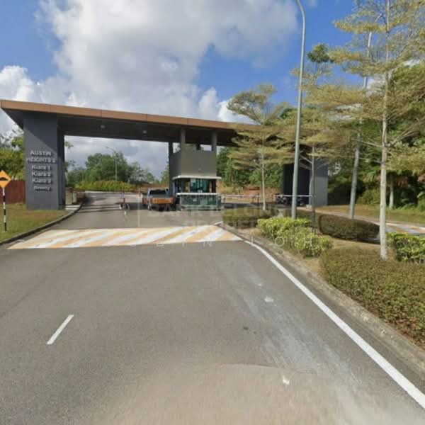 Semi-Detached House for Sale in Taman Mount Austin (Tebrau) - Robin Loh - PropertyGuru.com.my