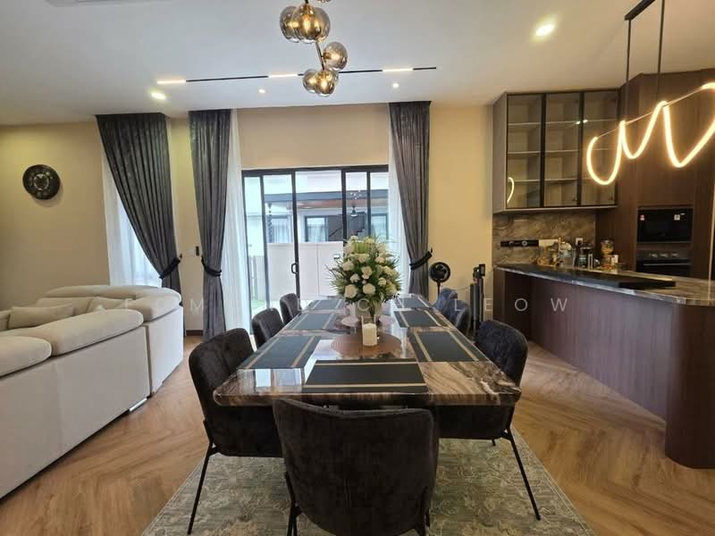 Semi-Detached House for Rent in Rawang (Selangor) - Edmund CH Leow - Dining Room - PropertyGuru.com.my