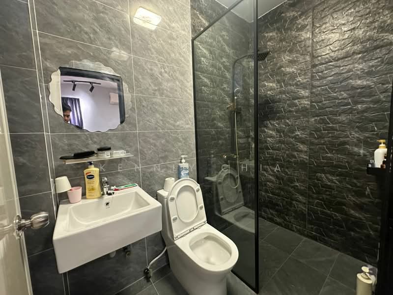 Terraced House for Sale in Pasir Gudang (Johor) - Kennly Chia - Bathroom - PropertyGuru.com.my