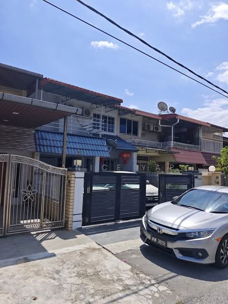 Rumah Teres 2 Tingkat untuk Dijual di Taman Putra (Ampang) - Janice Yap - Exterior - PropertyGuru.com.my