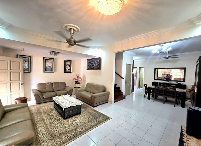 2-storey Terraced House for Sale in Rawang (Selangor) - Mohd Nor Fahmi - Living Room - PropertyGuru.com.my