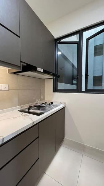 Servis Apartment untuk Disewa di Sunway Avila Residences - James Wong - Kitchen - PropertyGuru.com.my