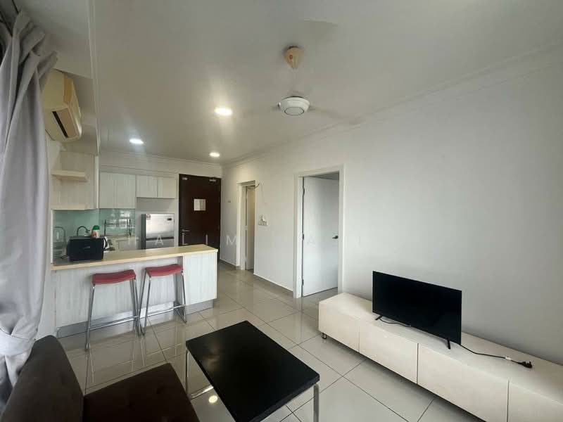 Servis Apartment untuk Dijual di Solstice @ Pan'gaea - Halim Mazlan - Living Room - PropertyGuru.com.my