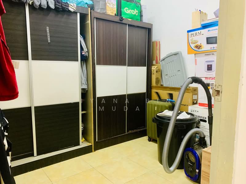 Apartment for Sale at Pangsapuri Sri Meranti - Faliyana binti Muda - PropertyGuru.com.my