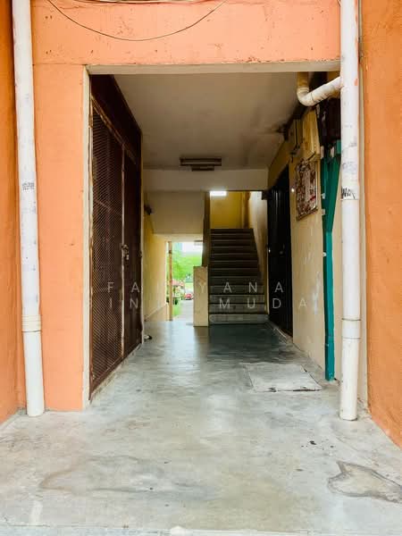Apartment for Sale at Pangsapuri Sri Meranti - Faliyana binti Muda - PropertyGuru.com.my