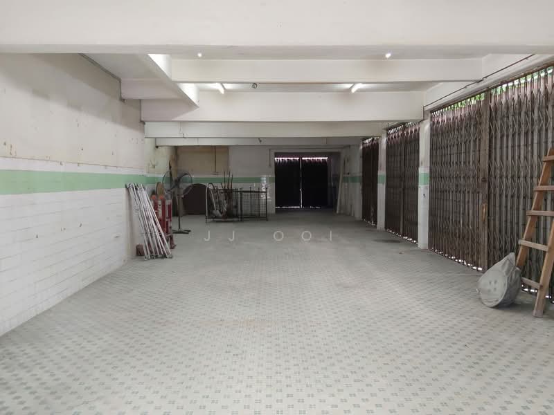 Shop for Rent in Taman Desa Aman (Cheras) - JJ Ooi - Car Park - PropertyGuru.com.my