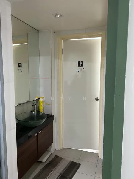Shop / Office for Sale in Usj 9 (Subang Jaya) - Cindy Ng - Bathroom - PropertyGuru.com.my