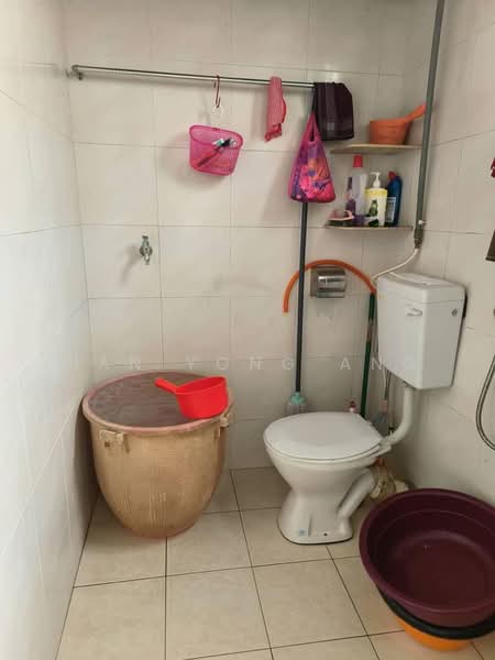 Flat for Sale at Taman Daya - Jalan Bertam 1, 10 and 16 - Han Yong Ang - Bathroom - PropertyGuru.com.my