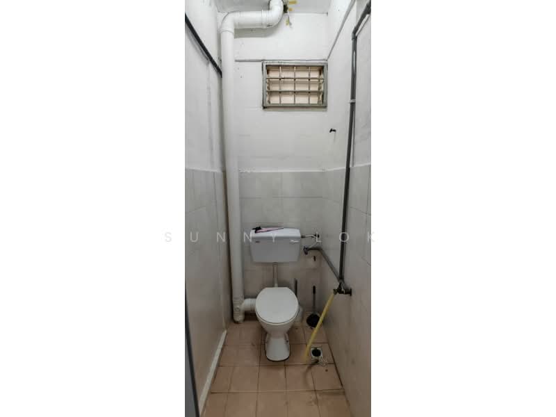 Flat for Rent at Taman Machang Bubok - Sunny Lok - Bathroom - PropertyGuru.com.my