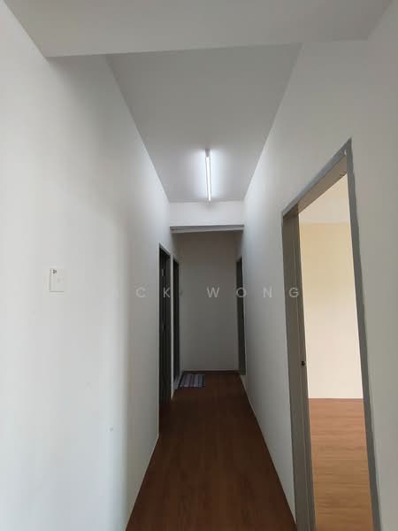 Flat for Sale at PANGSAPURI PULAI MUTIARA 3 - Jack Wong - Corridor - PropertyGuru.com.my