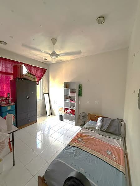 Condominium for Sale at Summer Park Townhouse @ Seri Alam - Kent Tan - Bedroom - PropertyGuru.com.my