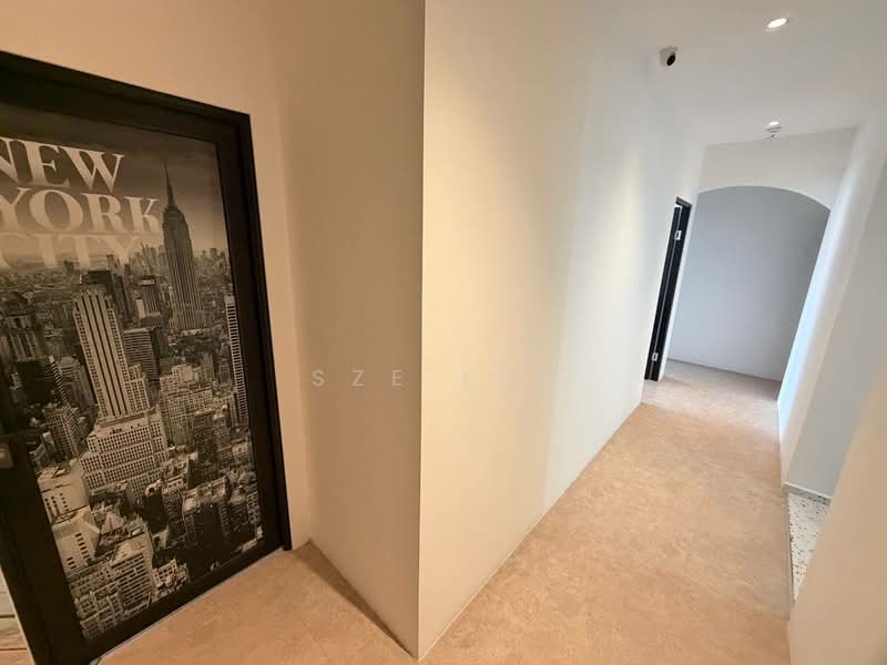 Kondominium untuk Dijual di Putri Indah Condominium - Sze Lee - Corridor - PropertyGuru.com.my