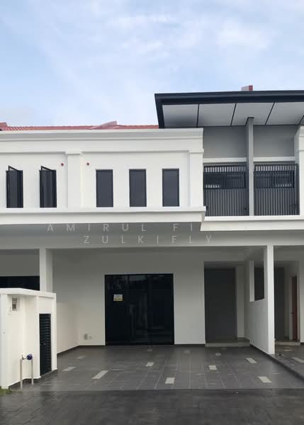 Rumah Teres 2 Tingkat untuk Disewa di Cyberjaya (Selangor) - Amirul Fikry Zulkifly - Exterior - PropertyGuru.com.my