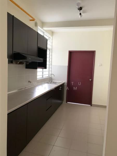 Pangsapuri untuk Disewa di Larai - Wardatu Zamzam - Kitchen - PropertyGuru.com.my