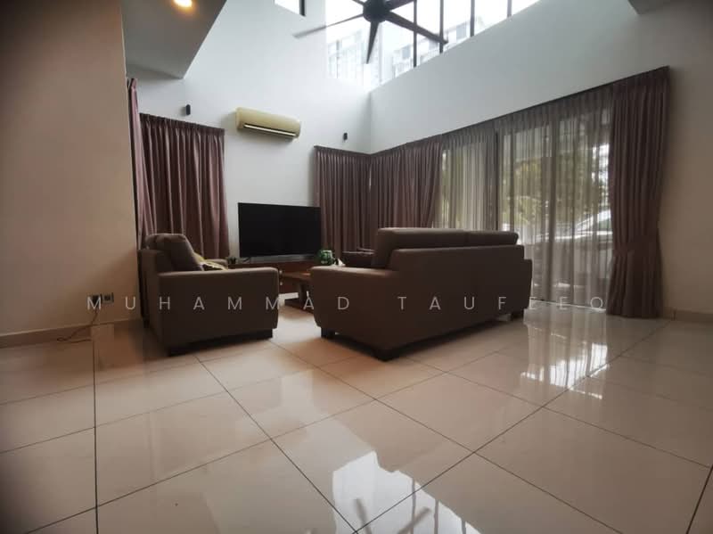 Semi-Detached House for Rent in 16 Sierra (Puchong) - Muhammad Taufeeq - Living Room - PropertyGuru.com.my