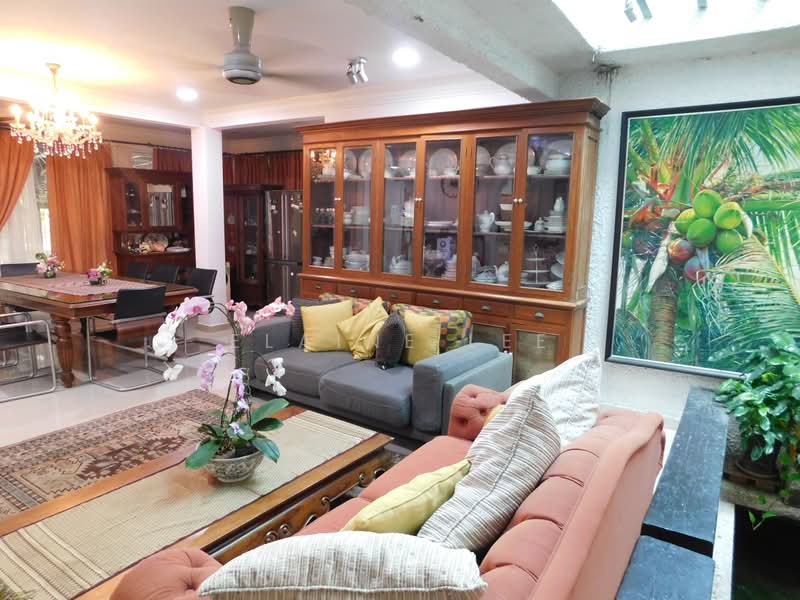 Bungalow House untuk Dijual di Bukit Damansara (Damansara Heights) - Elaine Lee - Living Room - PropertyGuru.com.my
