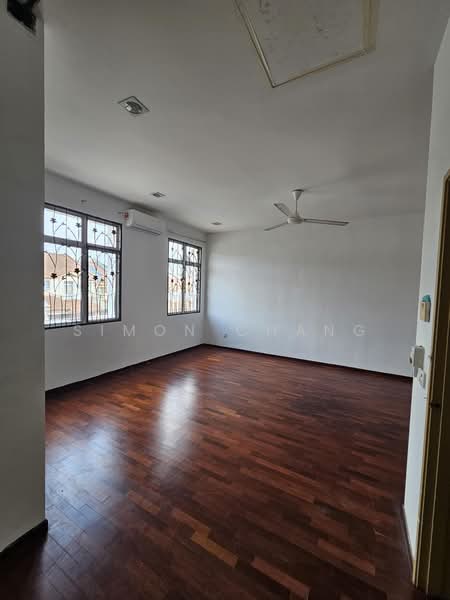 Rumah Teres 2 Tingkat untuk Disewa di Setia Damai (Setia Alam) - Simon Chang - Living Room - PropertyGuru.com.my