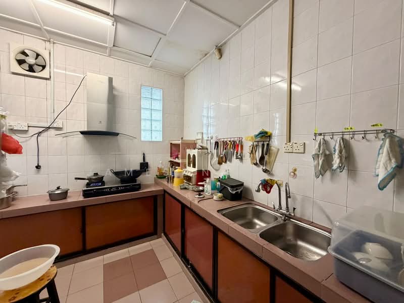 Rumah Teres 2 Tingkat untuk Dijual di Taman Molek (Johor Bahru) - Jameson Choo - Kitchen - PropertyGuru.com.my