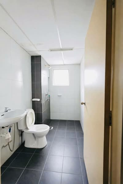 Pangsapuri untuk Disewa di PPA1M Selasih - Siti Haila - Bathroom - PropertyGuru.com.my