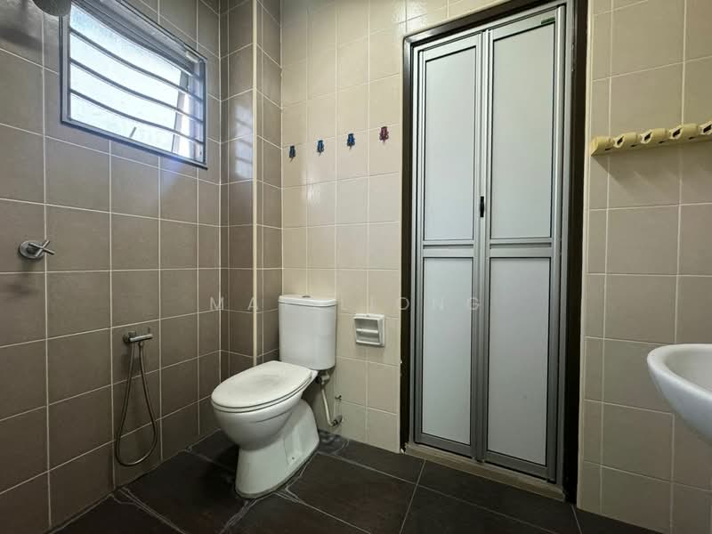 2-storey Terraced House for Sale in Kota Emerald (Rawang) - May Liong - Bathroom - PropertyGuru.com.my
