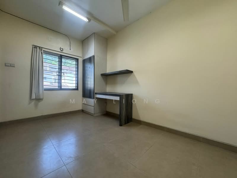 2-storey Terraced House for Sale in Kota Emerald (Rawang) - May Liong - Bedroom - PropertyGuru.com.my