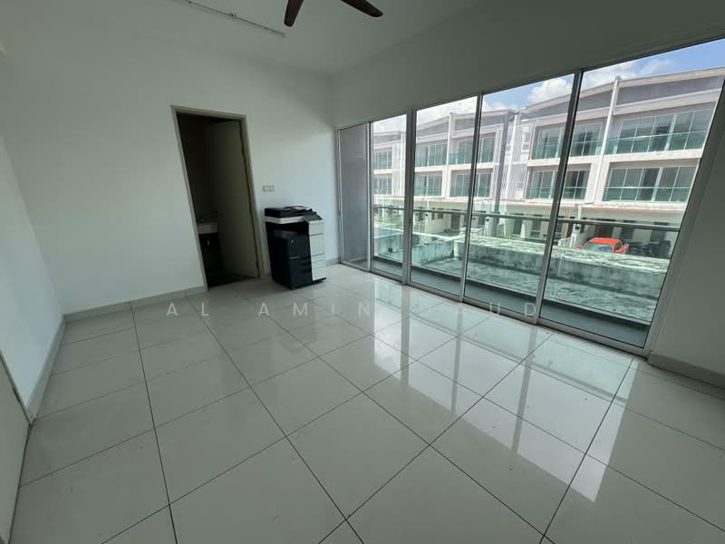 3-storey Terraced House for Sale in Taman Subang Mas (Subang Jaya) - Al Amin Daud - PropertyGuru.com.my