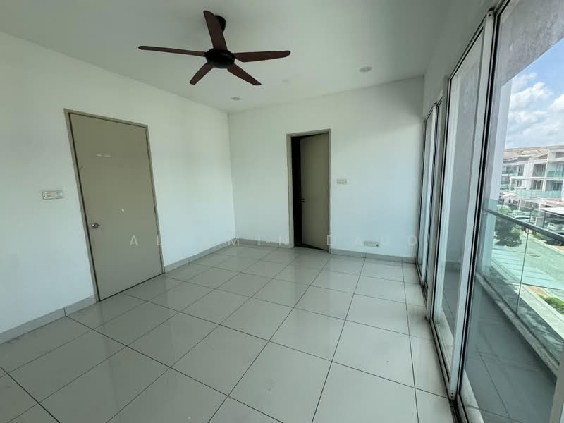 3-storey Terraced House for Sale in Taman Subang Mas (Subang Jaya) - Al Amin Daud - PropertyGuru.com.my