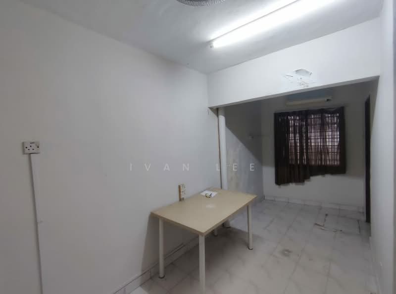 Rumah Teres 2 Tingkat untuk Dijual di SS 21, Damansara Utama (Petaling Jaya) - Ivan Lee - Interior - PropertyGuru.com.my