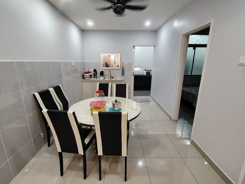 2-storey Terraced House for Rent in Bandar Seri Alam (Masai) - Kim . - Dining Room - PropertyGuru.com.my