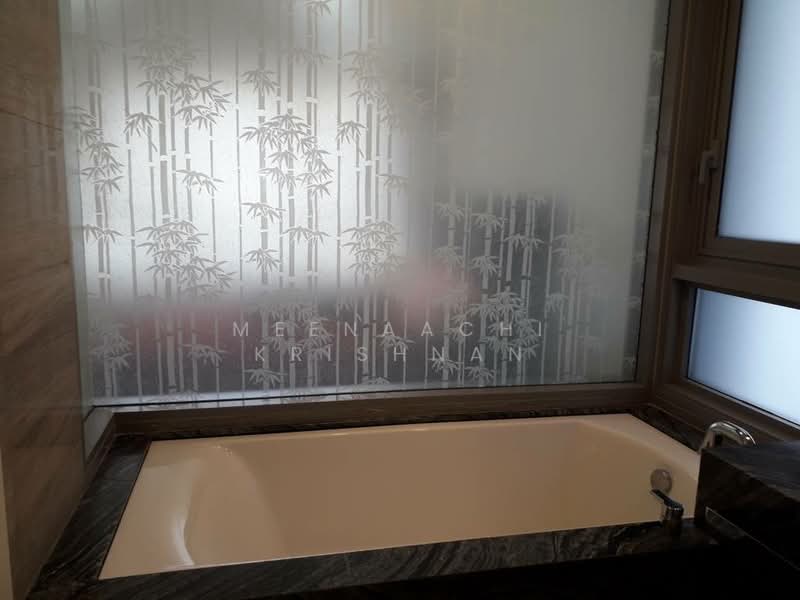Servis Apartment untuk Dijual di The Sentral Residences - Meenaachi Krishnan - Bathroom - PropertyGuru.com.my