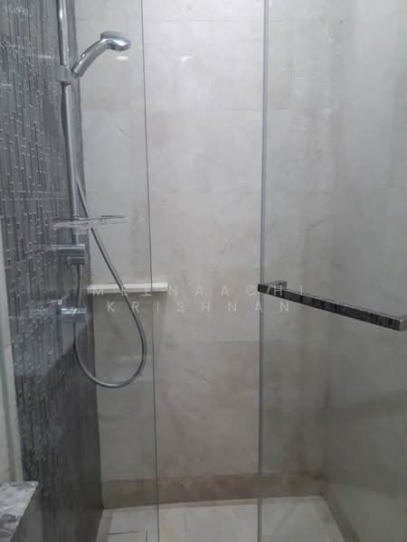 Servis Apartment untuk Dijual di The Sentral Residences - Meenaachi Krishnan - Bathroom - PropertyGuru.com.my
