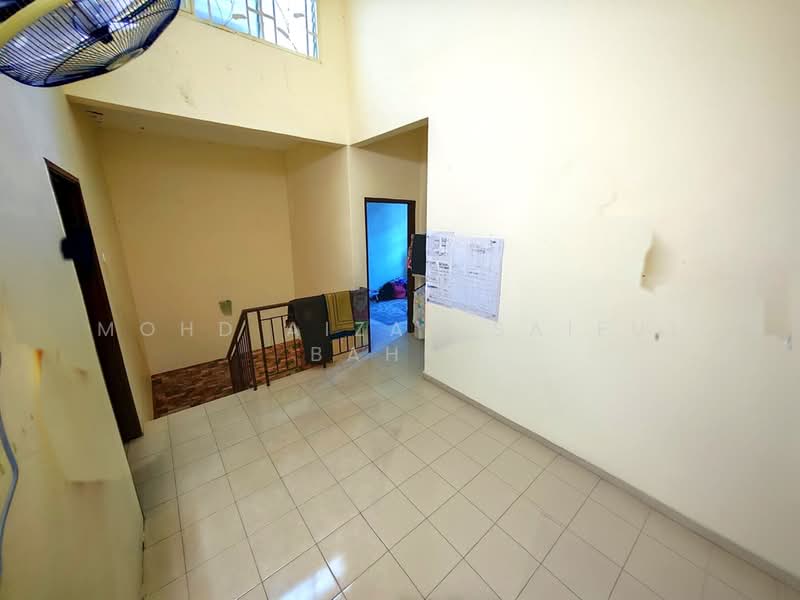 2-storey Terraced House for Sale in Kampung Jenderam Hilir (Dengkil) - Mohd Aizat Saiful Bahri - Interior - PropertyGuru.com.my