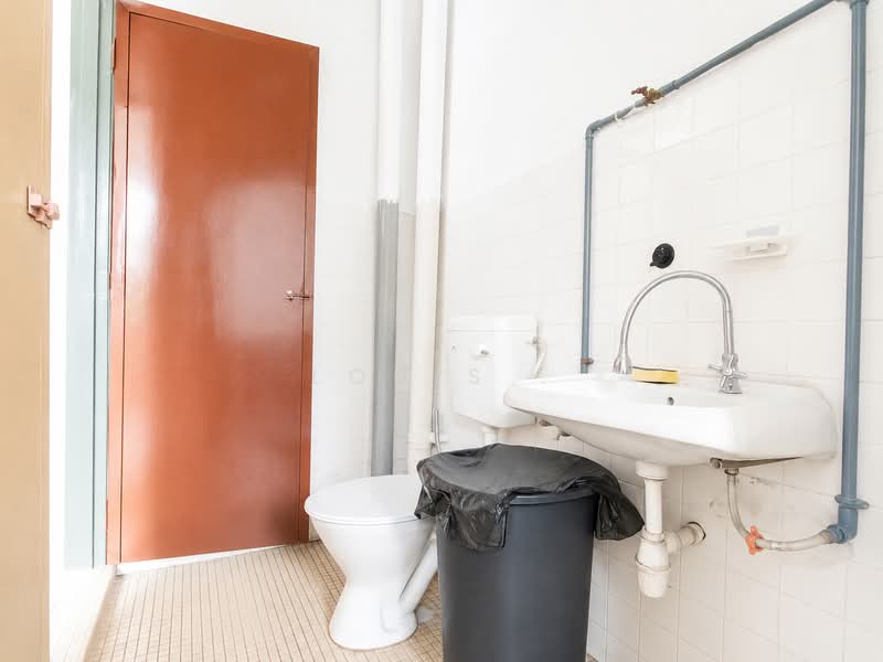 2-storey Terraced House for Sale in Taman Puchong Perdana (Puchong) - Louis . - Bathroom - PropertyGuru.com.my