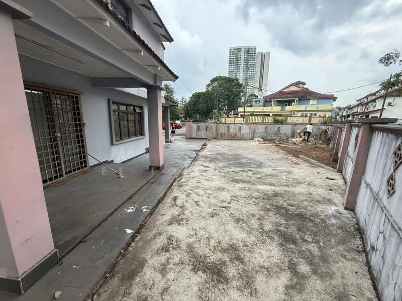 Rumah Teres 2 Tingkat untuk Dijual di Taman Mount Austin (Tebrau) - Ee Fong Toh - PropertyGuru.com.my