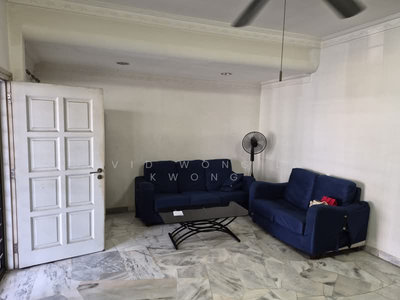 2-storey Terraced House for Sale in Taman Wawasan (Puchong) - David Wong Lai Kwong - Living Room - PropertyGuru.com.my
