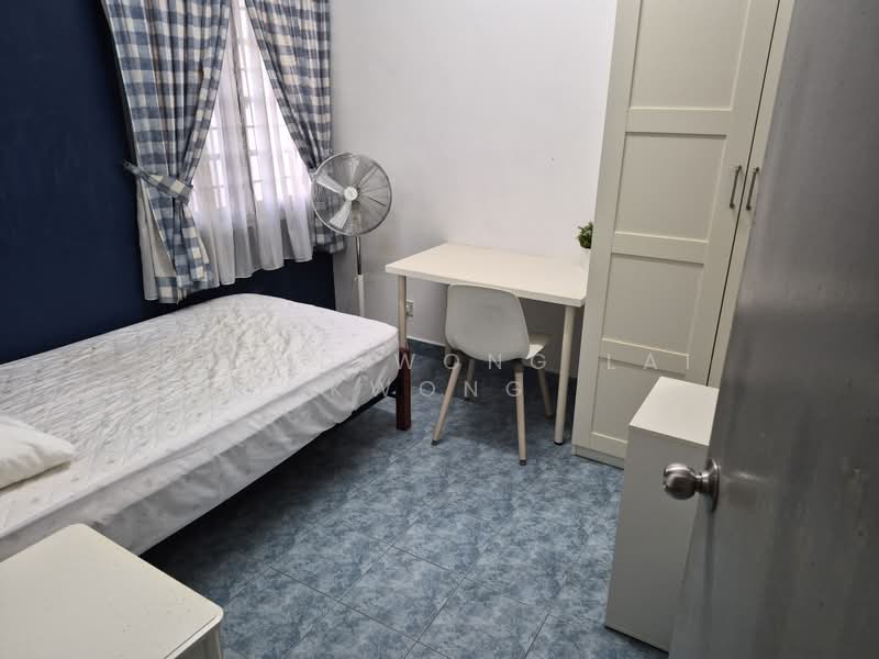 2-storey Terraced House for Sale in Taman Wawasan (Puchong) - David Wong Lai Kwong - Bedroom - PropertyGuru.com.my