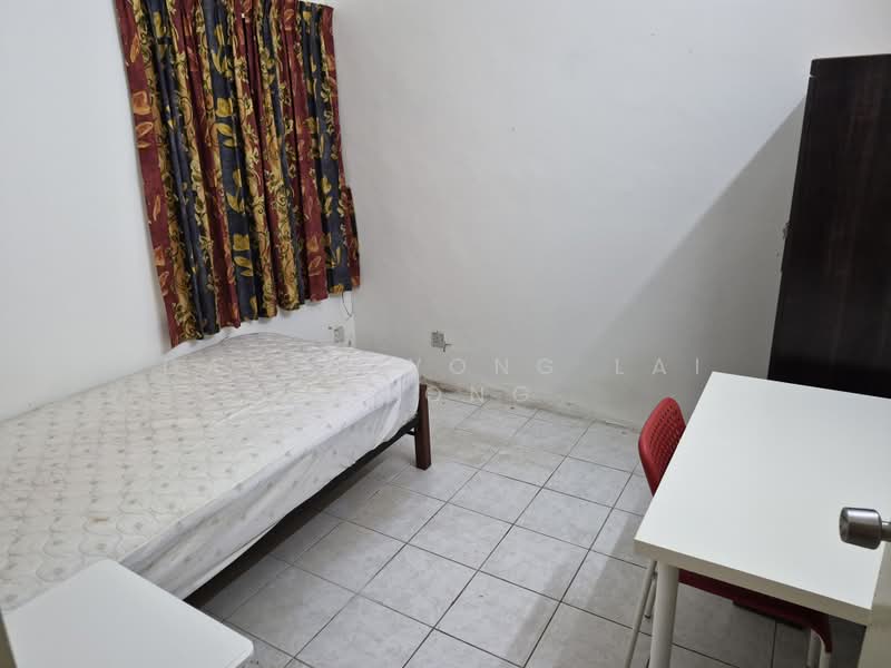 2-storey Terraced House for Sale in Taman Wawasan (Puchong) - David Wong Lai Kwong - Bedroom - PropertyGuru.com.my