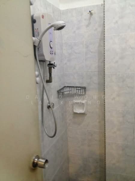2-storey Terraced House for Sale in Taman Wawasan (Puchong) - David Wong Lai Kwong - Bathroom - PropertyGuru.com.my