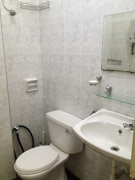 2-storey Terraced House for Sale in Taman Wawasan (Puchong) - David Wong Lai Kwong - Bathroom - PropertyGuru.com.my