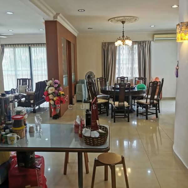3-storey Terraced House for Sale in Taman Esplanad (Bukit Jalil) - Marcus Keoh - Living Room - PropertyGuru.com.my