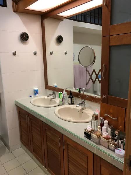 3-storey Terraced House for Sale in Taman Esplanad (Bukit Jalil) - Marcus Keoh - Bathroom - PropertyGuru.com.my
