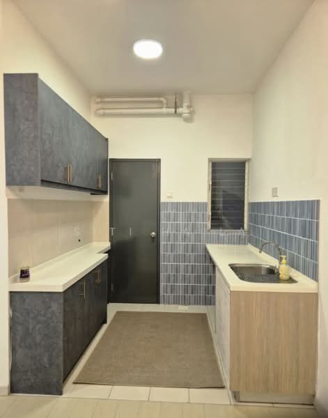 Apartment for Rent at Selangorku Pr1ma Lakefront Homes - Siti Haila - Kitchen - PropertyGuru.com.my