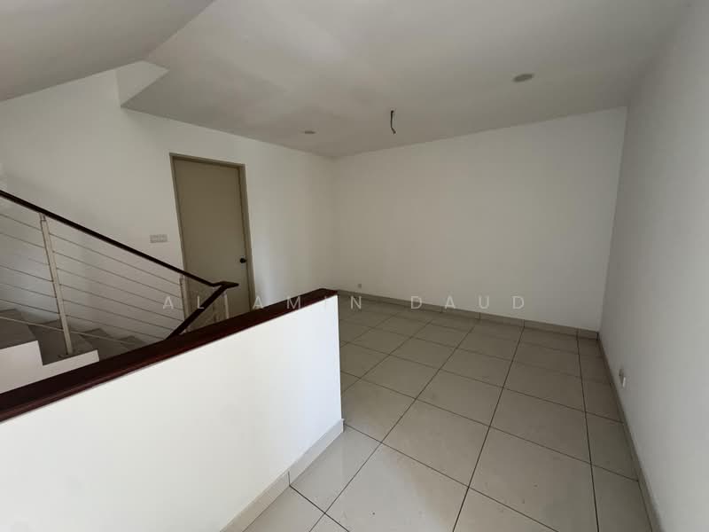 Rumah Teres 3 Tingkat untuk Disewa di Taman Subang Mas (Subang Jaya) - Al Amin Daud - PropertyGuru.com.my