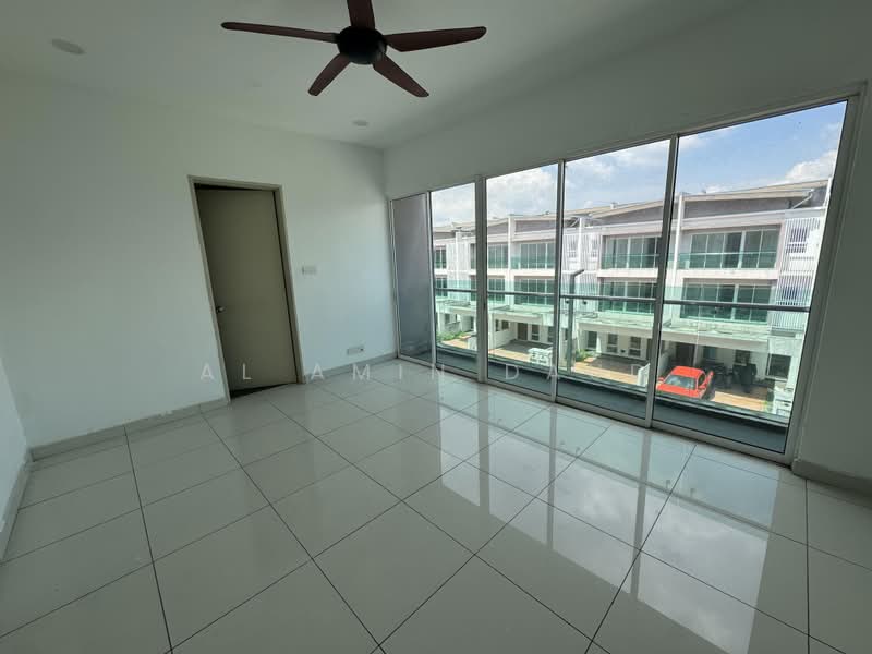Rumah Teres 3 Tingkat untuk Disewa di Taman Subang Mas (Subang Jaya) - Al Amin Daud - PropertyGuru.com.my