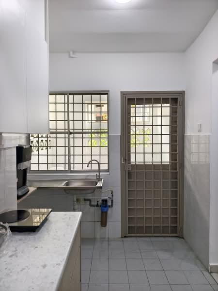 Kondominium untuk Disewa di Danau Idaman - Ivan Lum - Kitchen - PropertyGuru.com.my