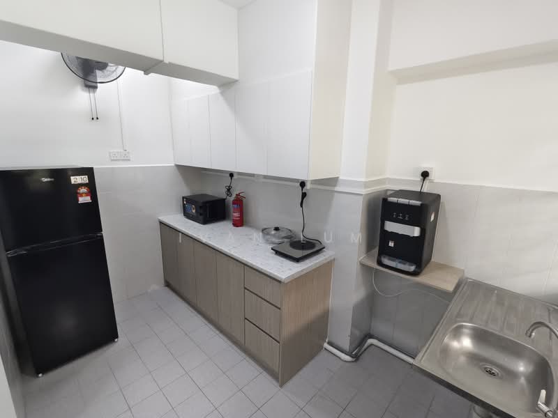 Kondominium untuk Disewa di Danau Idaman - Ivan Lum - Kitchen - PropertyGuru.com.my