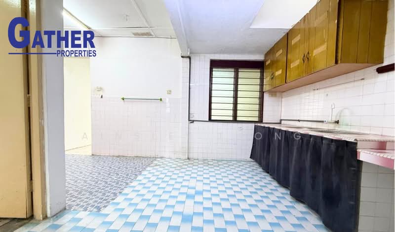 1-storey Terraced House for Sale in Taman Pasir Puteh (Ipoh) - Ainsley Thong - Kitchen - PropertyGuru.com.my