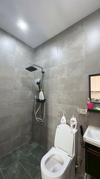 2-storey Terraced House for Rent in Taman JP Perdana (Johor Bahru) - Joseph Wong - Bathroom - PropertyGuru.com.my